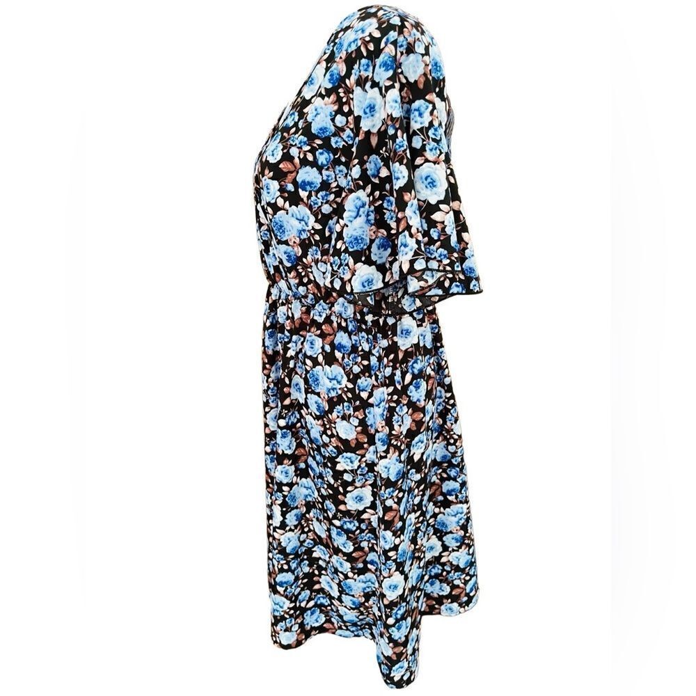 SHEIN Curve faux wrap floral dress with flutter sleeves, size 0X, approx sz 12. - Picture 4 of 7